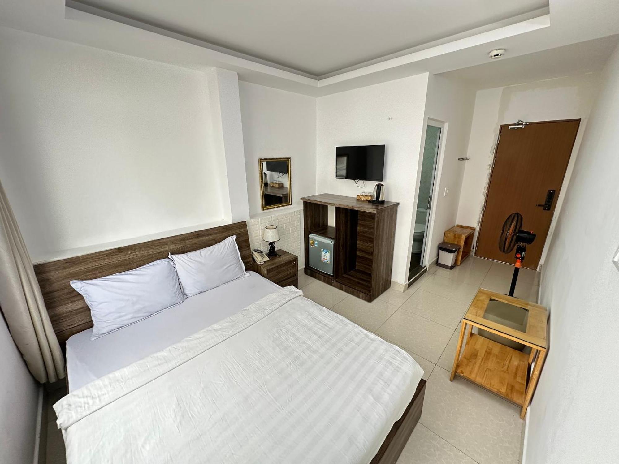 Thanh Thanh 5 Dalat Hotel - Ks Gan Cho Dem Gia Re ภายนอก รูปภาพ